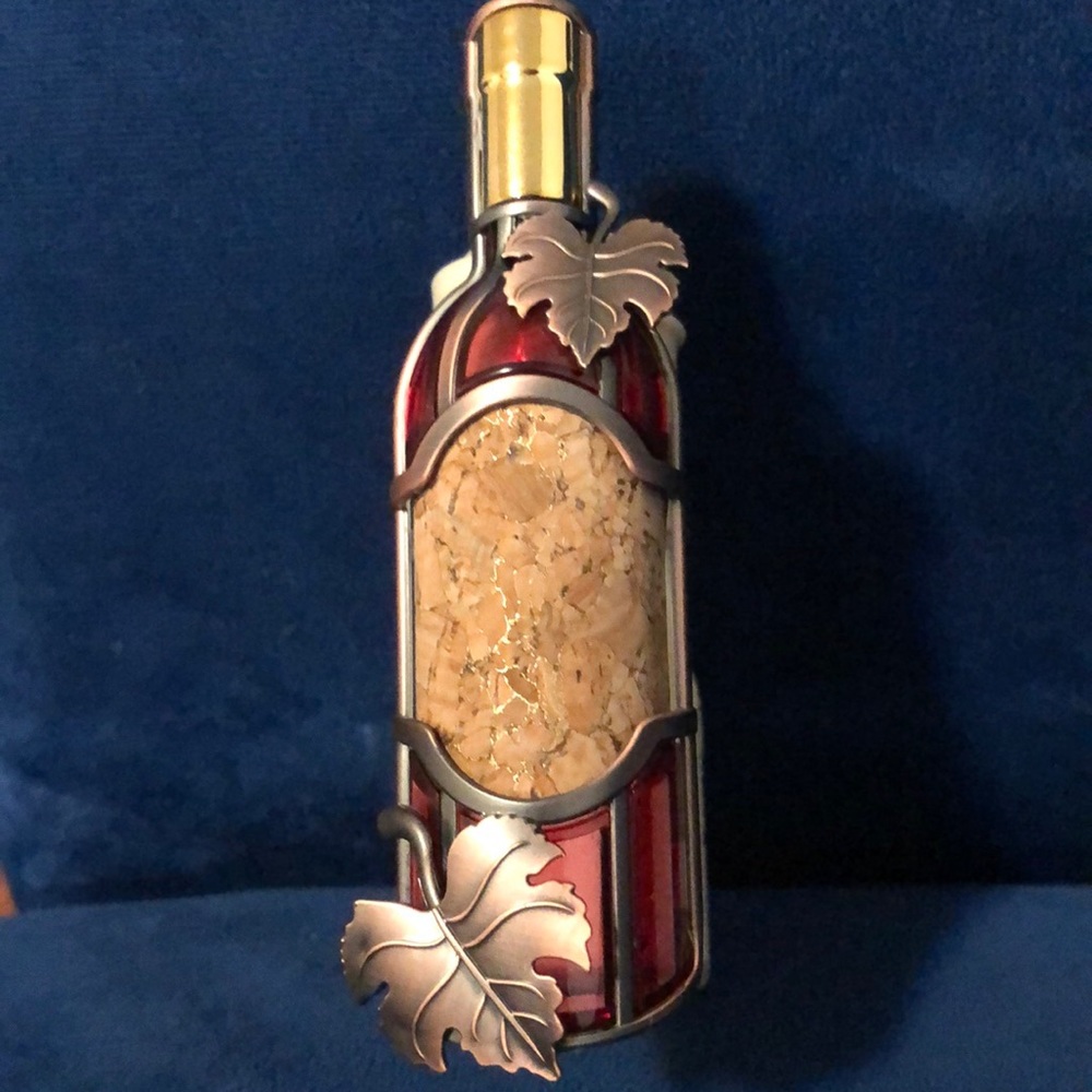 Bath and Body Works Wine Bottle fragrance plug